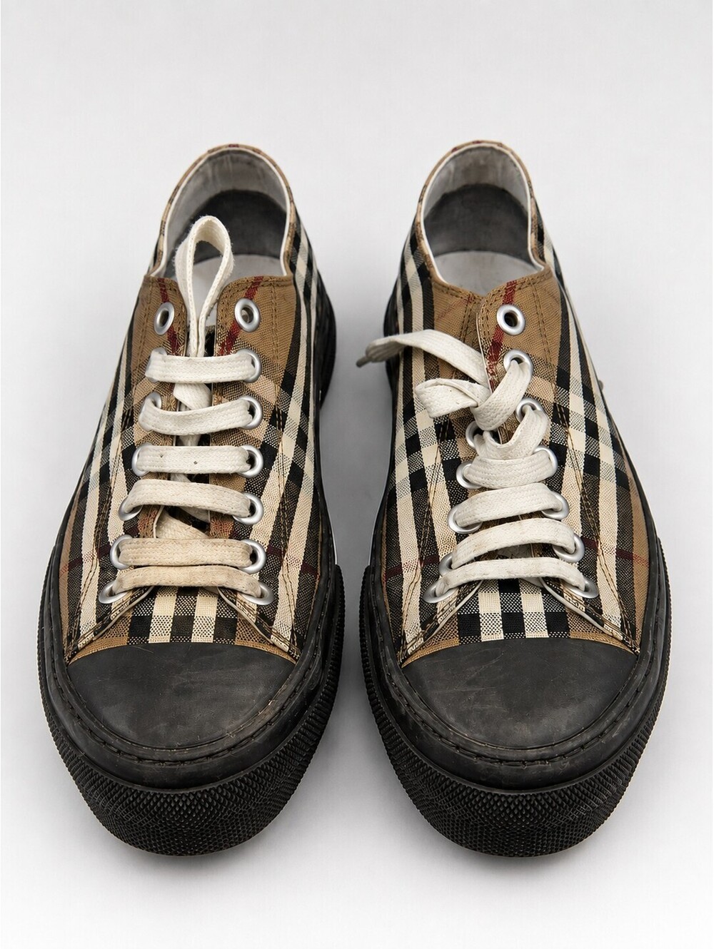 Burberry Archive Beige Check Low Top Sneakers EU 40 UK 6 w/ Box